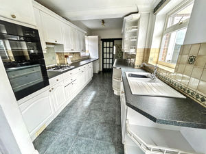 Photo 11- click for photo gallery